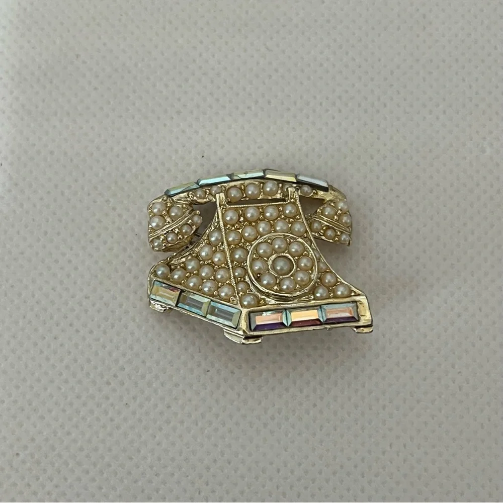 Vintage Pell Telephone Brooch